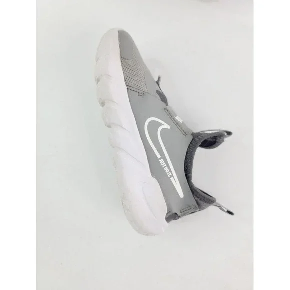 Nike Shoes, Velcro Strap, Boys Size 12C, Gray/White - Picture 6 of 9